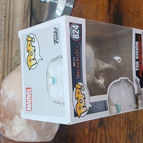 Funko Pop! The Vision White and Gray Figure - Picture 3 of 7